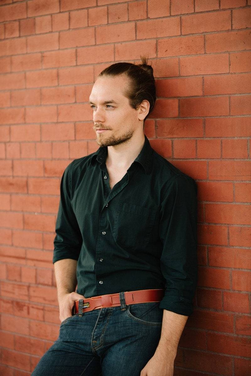 Brauner Ledergürtel Ohne Metall Für Einfaches Reisen - Jetzt 30% Rabatt Brauner Ledergürtel Ohne Metall Für Einfaches Reisen - Jetzt 30% Rabatt von TheBeebeCompany