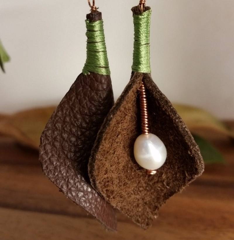 Leder Und Süßwasserperle Blatt Ohrringe, Handwerker Boho Chic Kupfer Leder Und Süßwasserperle Blatt Ohrringe, Handwerker Boho Chic Kupfer von TheBentMoon
