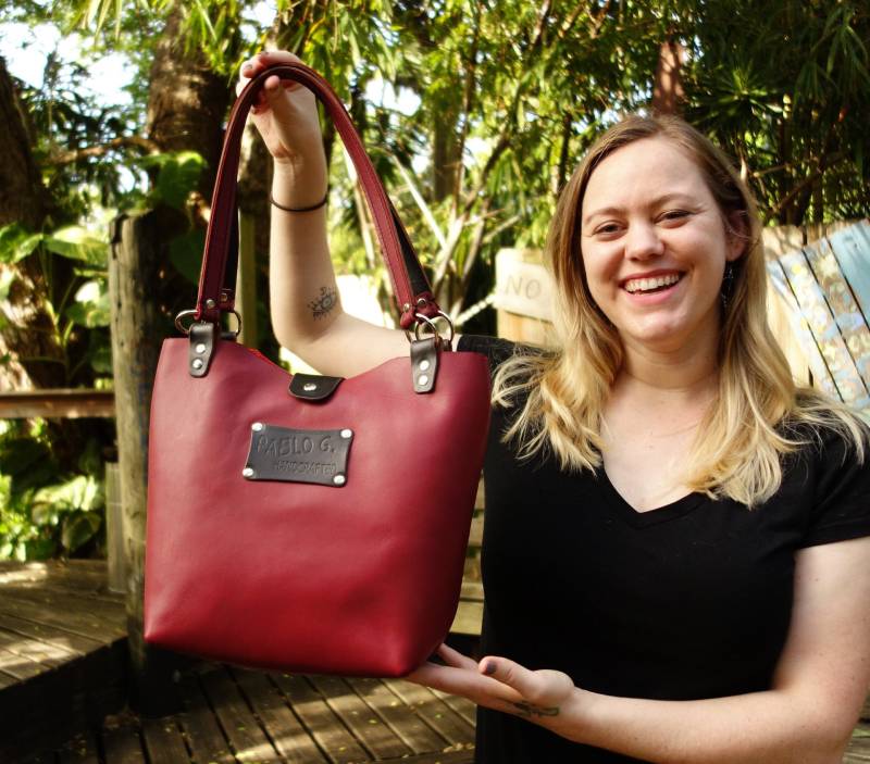 Neue Handgemachte Kleine Dunkelrote Einkaufstasche, Geldbörse, Horween Vollnarbenleder von TheBestLeathers