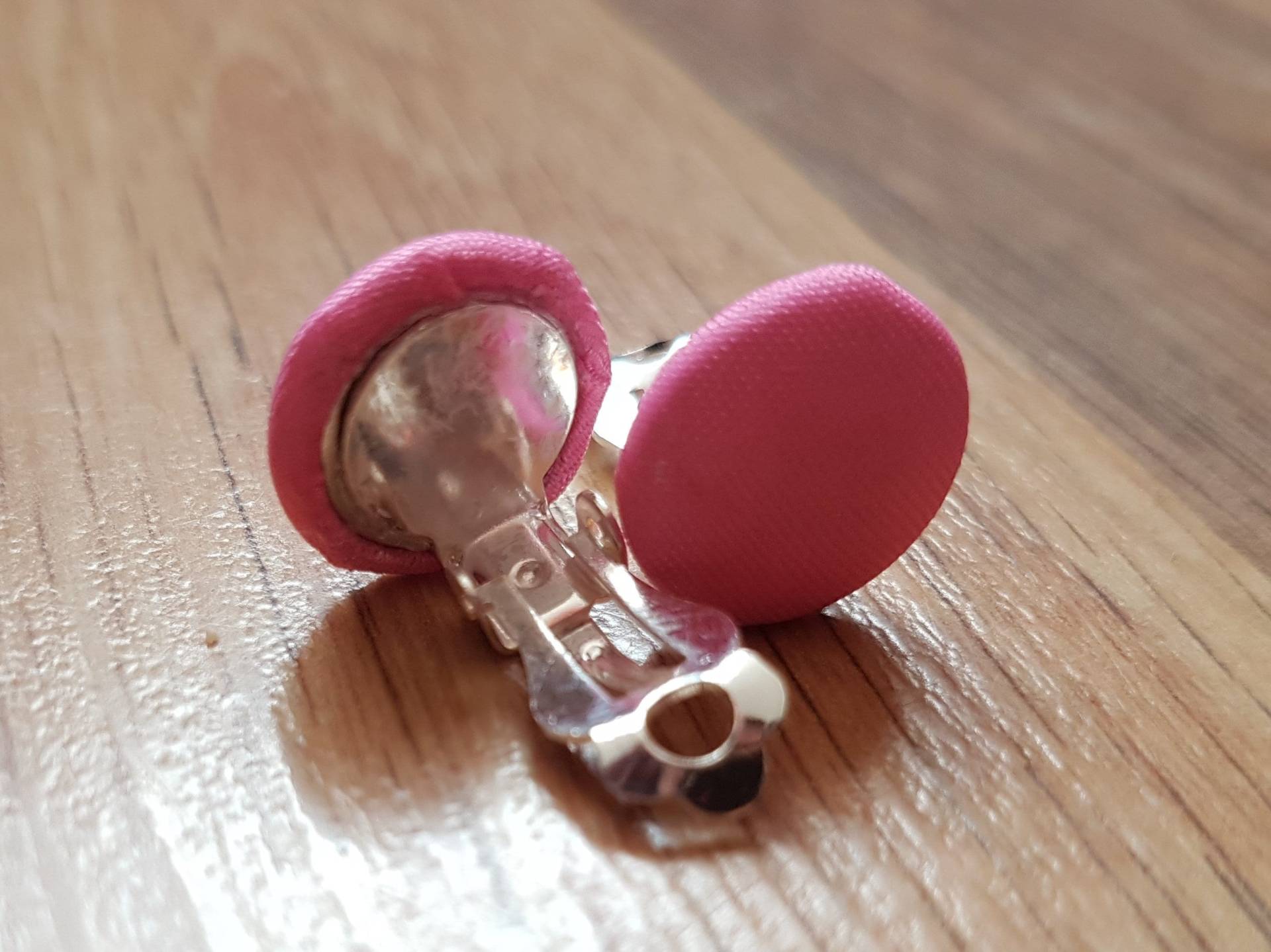 Ohrclip "Rosa Knopf" von TheBettyCollectionDE