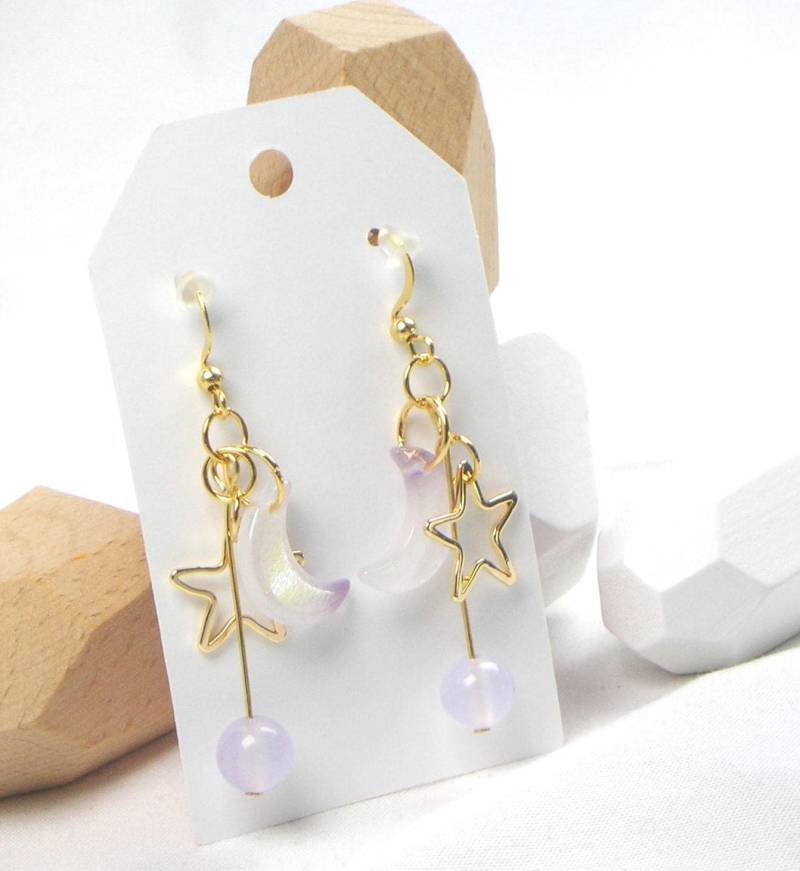 Ohrringe Ohrhänger Ohrhaken Mit Achat Matt Blass Edelstahl Sterne Messing Sternenhimmel Planeten Mond Glas Luzid Zart Lila Gold Perlen Kugel Ohrringe Ohrhänger Ohrhaken Mit Achat Matt Blass Edelstahl Sterne Messing Sternenhimmel Planeten Mond Glas Luzid Zart Lila Gold Perlen Kugel von TheBlingOffice