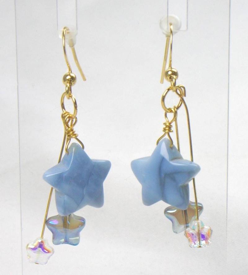 Ohrringe Ohrhaken Ohrhänger Vergoldeter Edelstahl Blau Echte Opale Glas Mond Sterne Messing Sternschnuppe Gold Himmelblau Denim Bleu Jeans Ohrringe Ohrhaken Ohrhänger Vergoldeter Edelstahl Blau Echte Opale Glas Mond Sterne Messing Sternschnuppe Gold Himmelblau Denim Bleu Jeans von TheBlingOffice