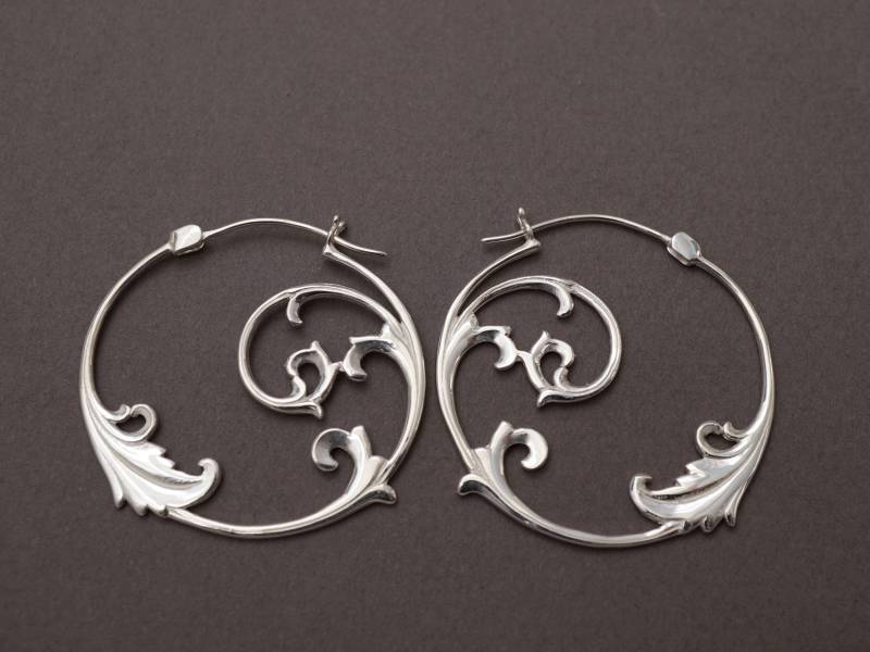 Große Creolen - Massiv Silber Florale Ranke Jugendstil Blatt | S98 von TheBlissfulCo