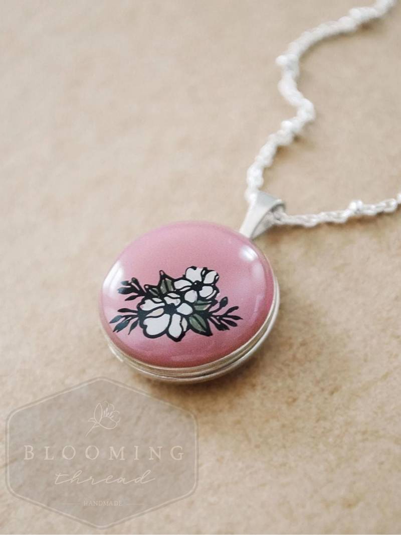 sterling Silber Locket Halskette - Magnolia Flower Anhänger von TheBloomingThread
