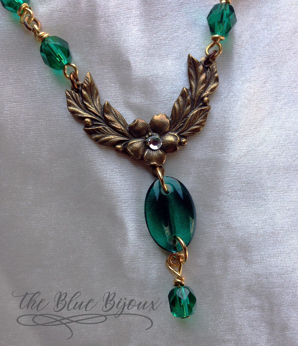 Smaragdgrüne Anhänger | Handarbeit Vintage Style Smaragdgrüne Anhänger | Handarbeit Vintage Style von TheBlueBijoux