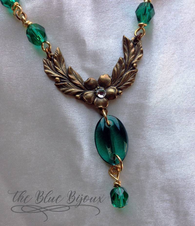 Smaragdgrüne Anhänger | Handarbeit Vintage Style Smaragdgrüne Anhänger | Handarbeit Vintage Style von TheBlueBijoux