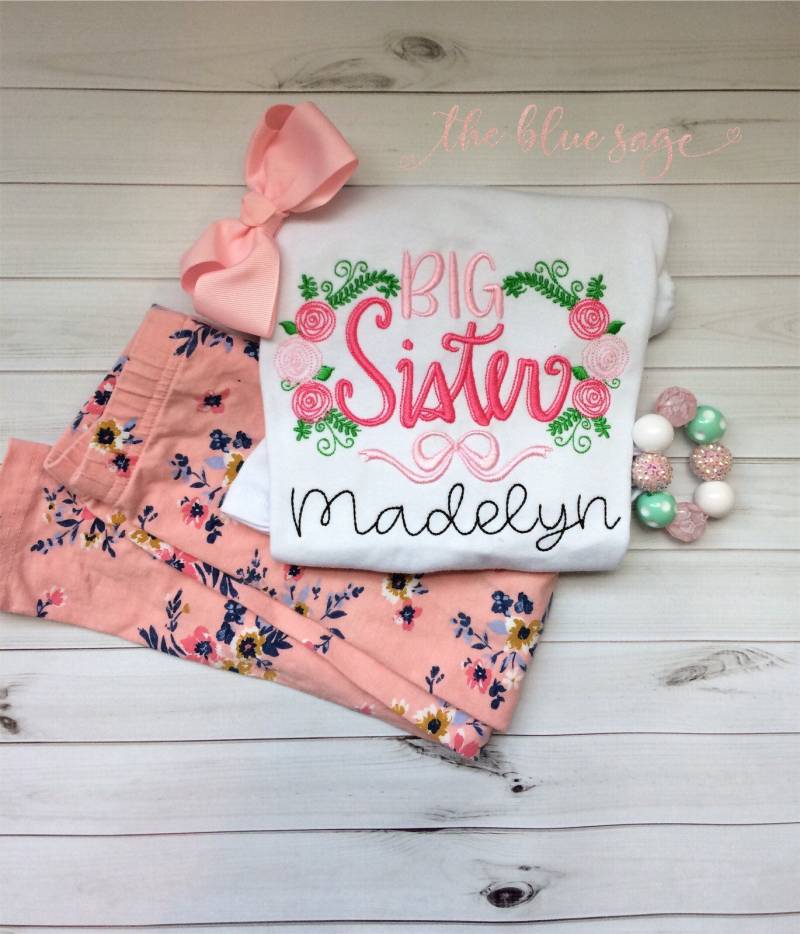 Große Schwester Rosen Personalisiertes Shirt von TheBlueSage