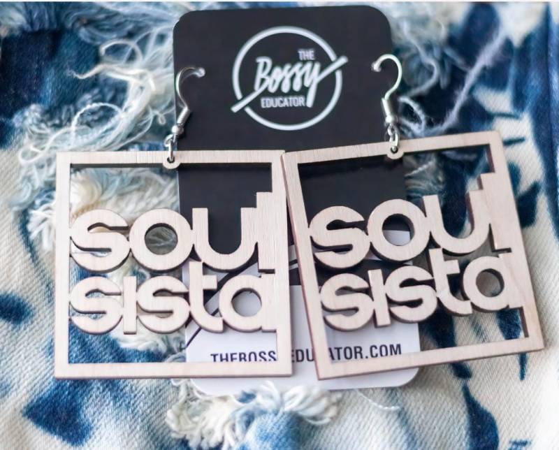 Soul Sista Holzohrringe Schwarze Magie Soul Sista Holzohrringe Schwarze Magie von TheBossyEducator