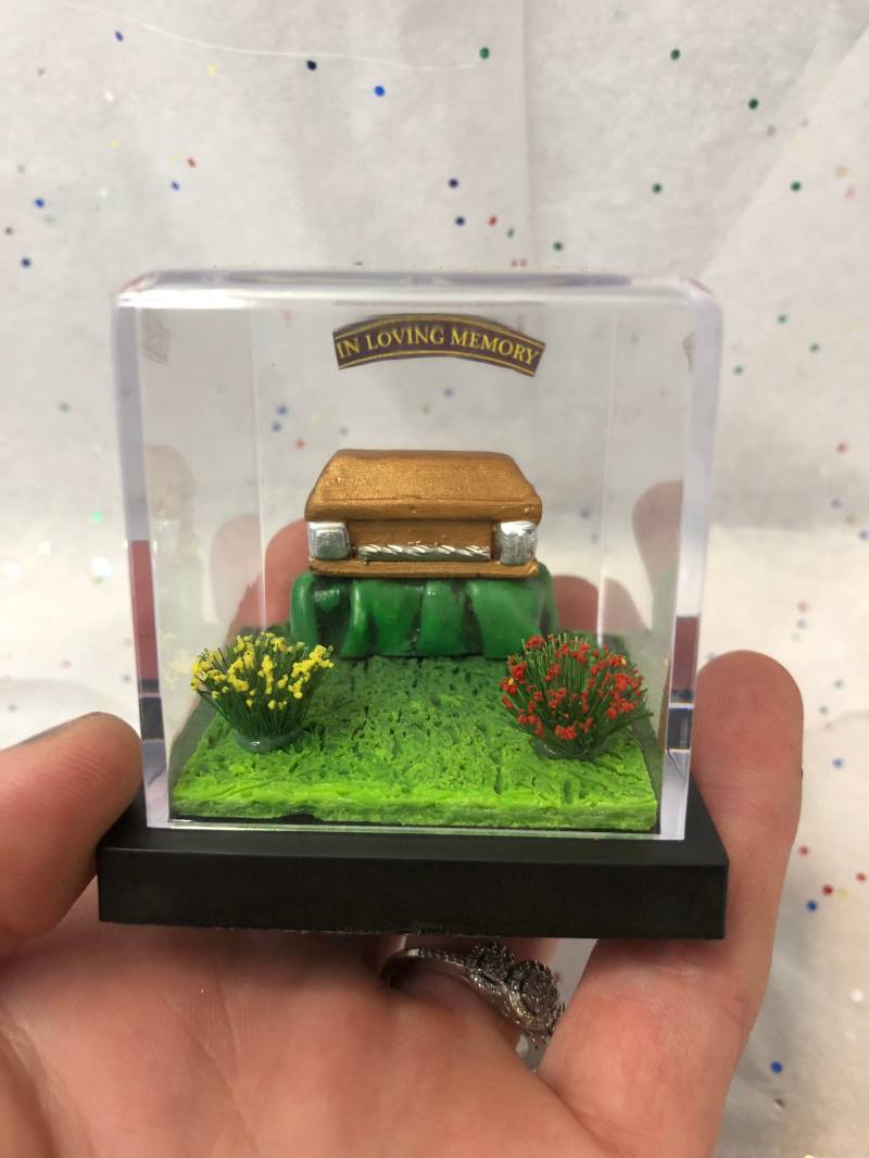 Handgemachte Beerdigungsstifter Beerdigung Haus Miniaturen 2 X Zoll von TheBoutiqueBizarre