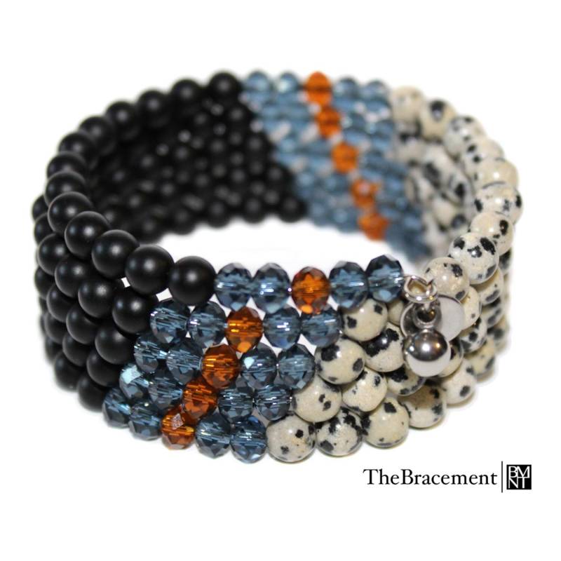 Fünfschichtiges Wickelarmband Aus Memory Wire - Preussisch Blau & Goldrute Glas, Dalmatiner Jaspis, Schwarze Achat Perlen Fünfschichtiges Wickelarmband Aus Memory Wire - Preussisch Blau & Goldrute Glas, Dalmatiner Jaspis, Schwarze Achat Perlen von TheBracement