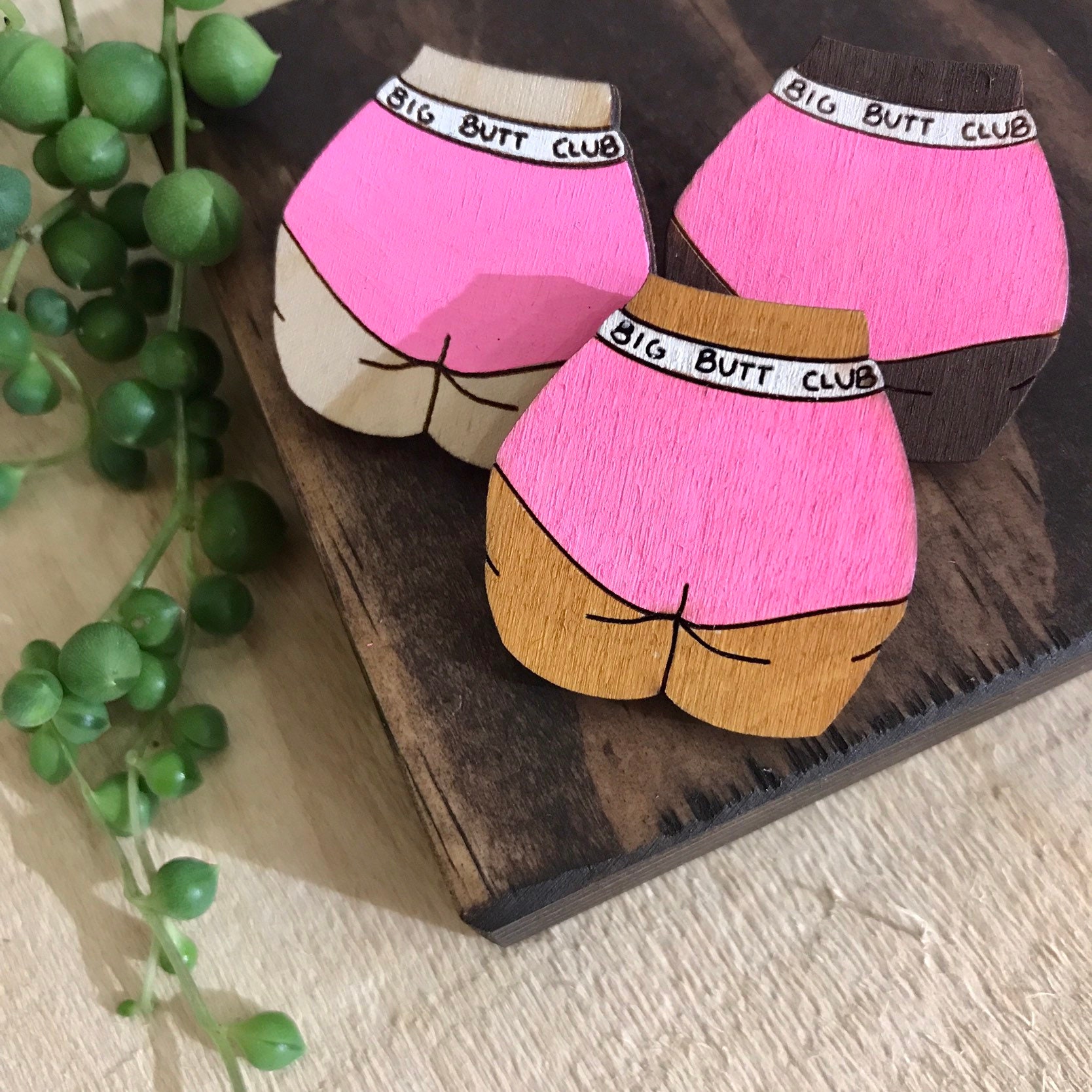 Großer Butt Club Pin Großer Butt Club Pin von TheBraveWimp