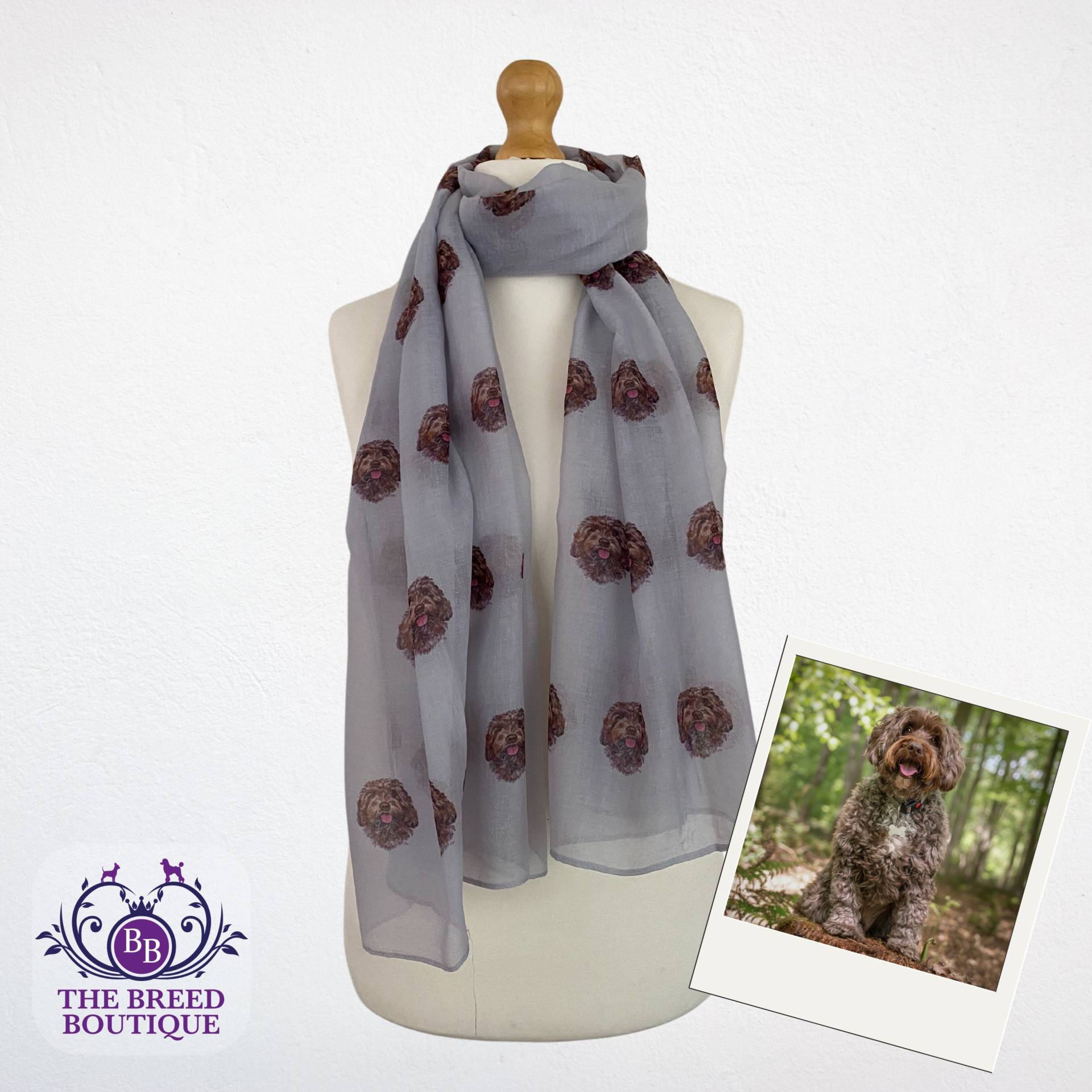 Schoko Cockapoo Schal Brauner Hunde Print Damen Wrap in Creme, Grau & Rosa von TheBreedBoutique