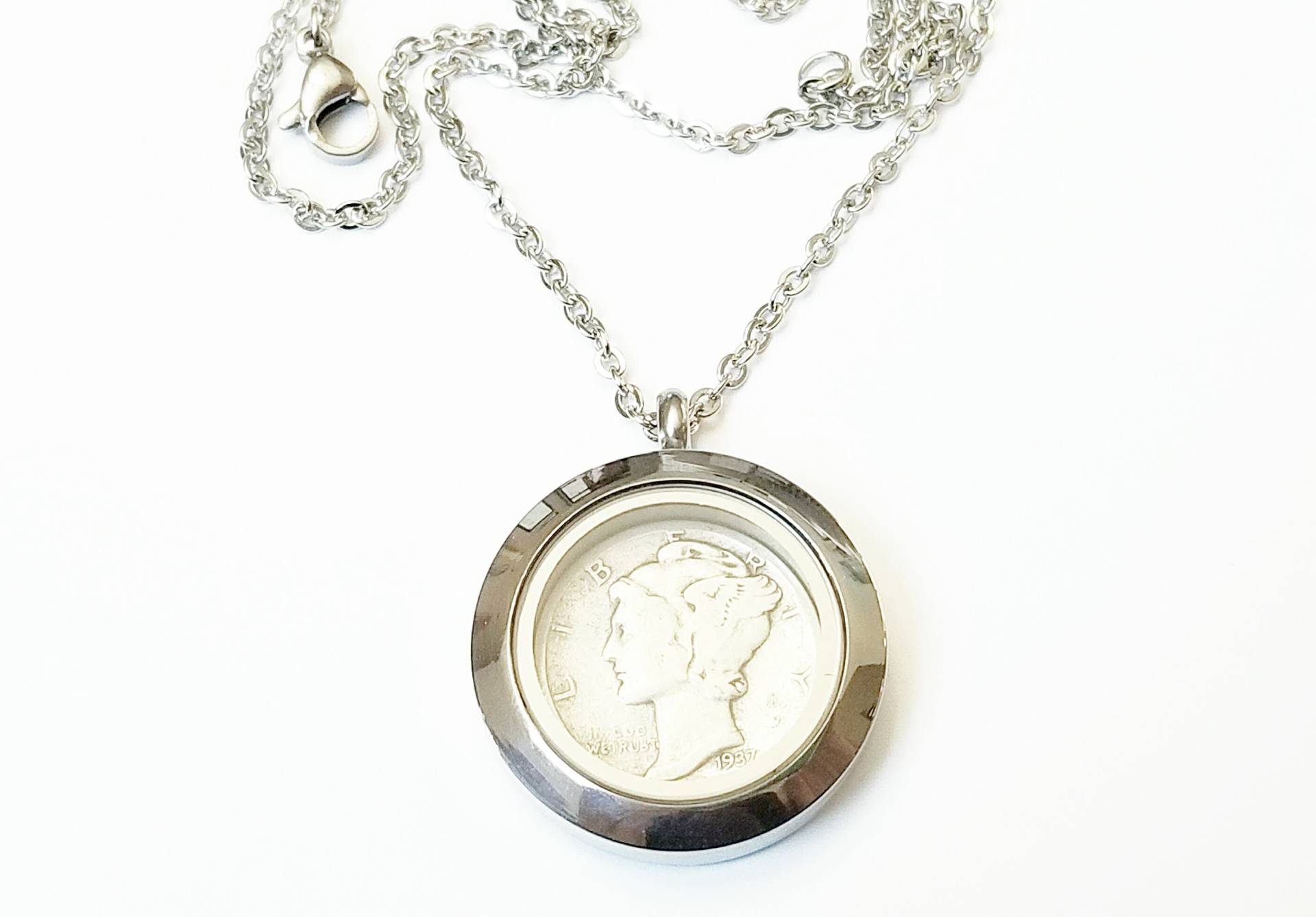 95. Geburtstag Geschenke Für Frauen, 1929 1930 1931 Dime Penny Halskette Jahrestag Anhänger Living Floating Medaillon Memory 95. Geburtstag Geschenke Für Frauen, 1929 1930 1931 Dime Penny Halskette Jahrestag Anhänger Living Floating Medaillon Memory von TheBrightPenny