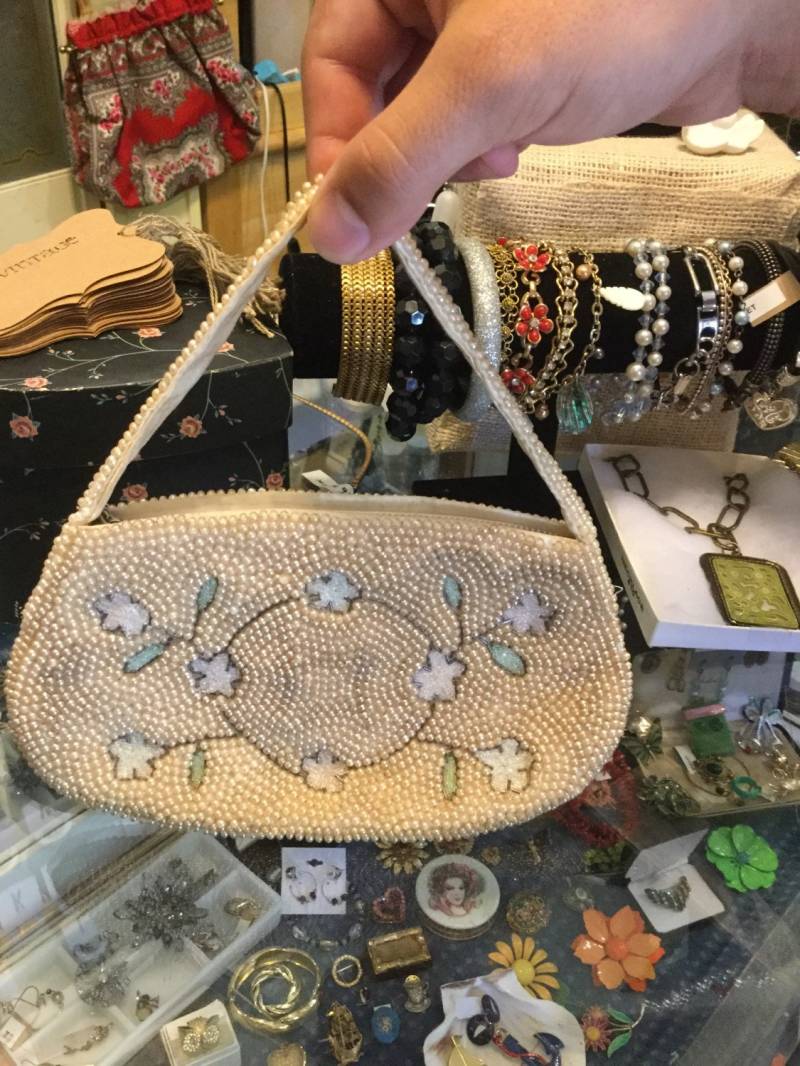 Perlen Blumen Abendtasche von TheCabbageRoseMD