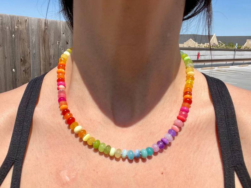 Handgeknüpfte Mini Regenbogen Edelstein Candy Halskette Mit Früchten von TheCandyLace
