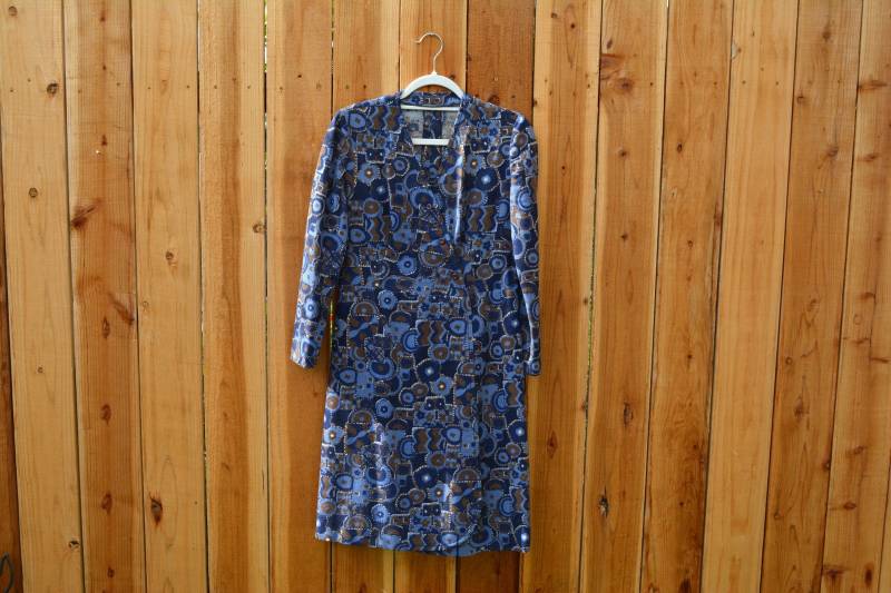 Vintage 1960Er 1970Er Jahre Hausgemachtes Langarm Kleid in Blau Braun Fun Geo Mod von TheCaravanCo