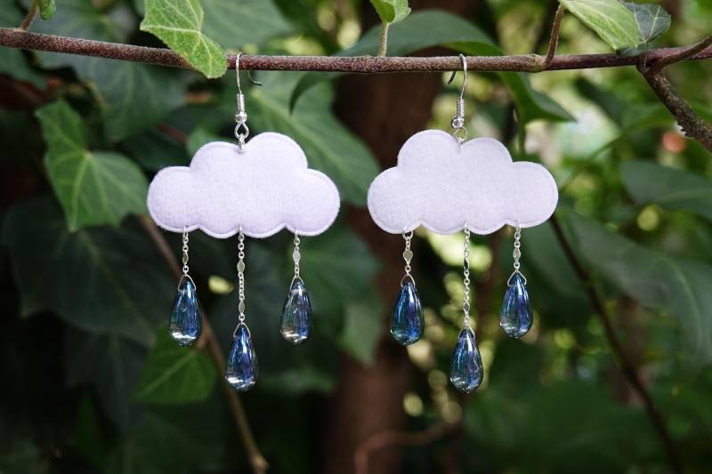 Regenwolken Ohrringe Silber, Regen Tropfen Ohrringe, Lustige Wetter Wolken Schmuck, Stoff von TheCelestialArt