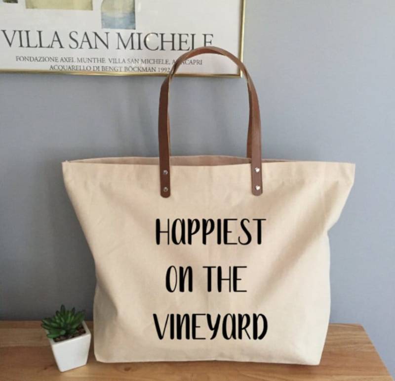 Happies On The Vineyard Große Canvas-Einkaufstasche Mit Ledergriffen, Martha's Weekender-Einkaufstasche von TheChampagneSocial