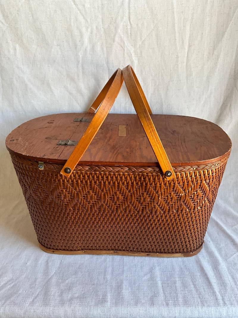Vintage Rattan Weidenholz Braun Picknickkorb Lesen Sie Beschreibung von TheCharmingVintage