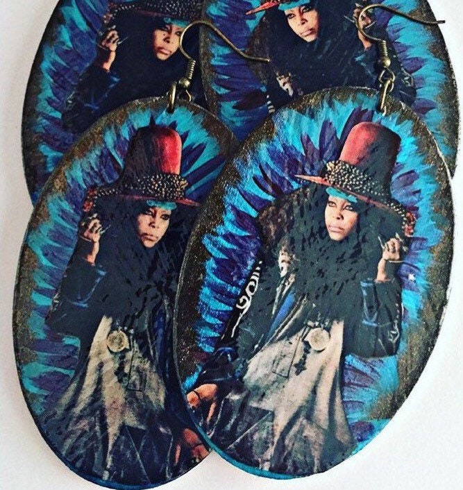 Erykah Badu Ohrringe/Große /Oval Ohrringe/Acryl Bemalt von TheCloset760