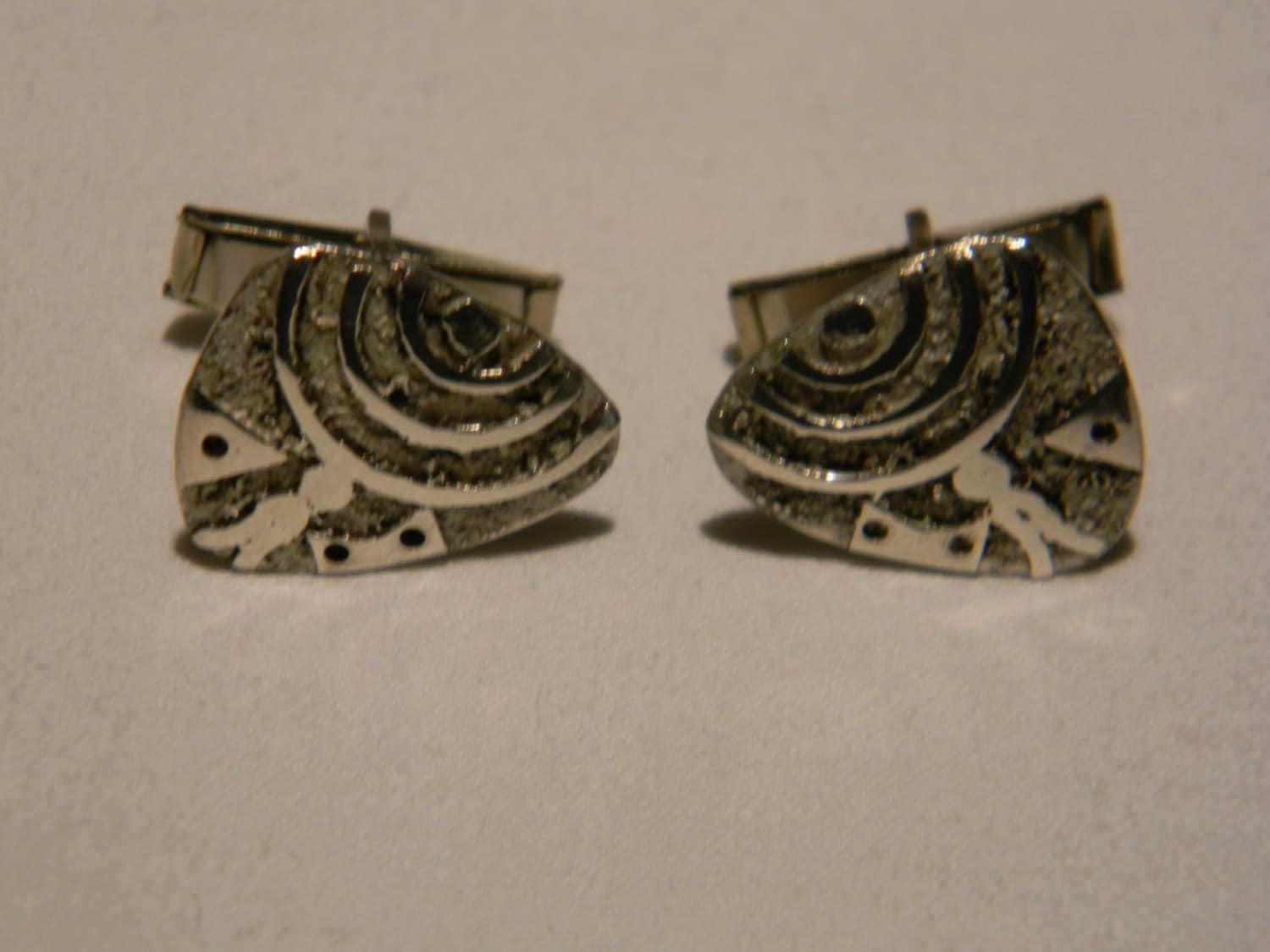 Vintage Mid-Century Modernist Sterling Silber Manschettenknöpfe Vintage Mid-Century Modernist Sterling Silber Manschettenknöpfe von TheConsummateImage