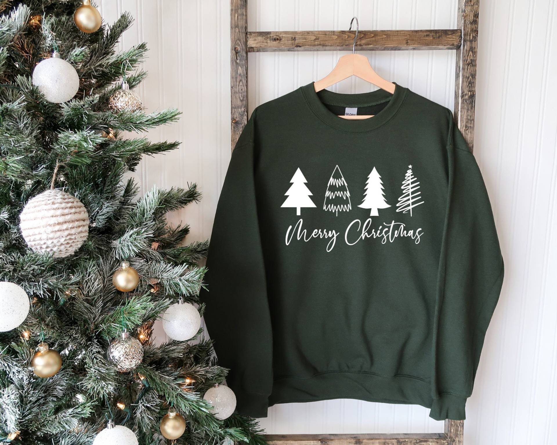 Weihnachtsbaum Sweatshirt, Frohe Weihnachten Shirt, Weihnachtshemden Für Frauen, Crewneck Pullover Pullover, Süße Winter Urlaub Tees von TheCoollestStore