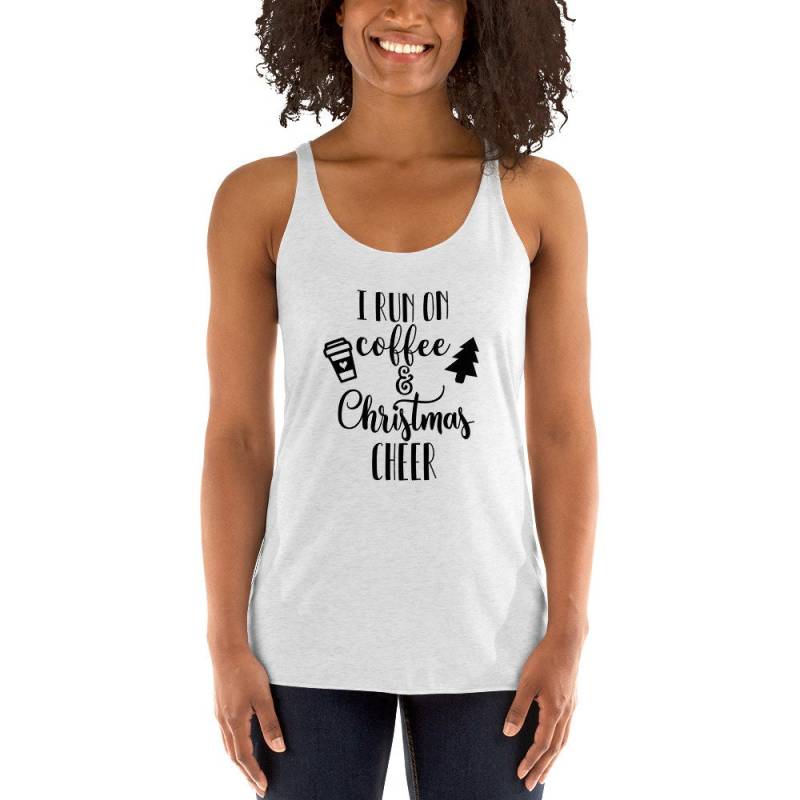 Kaffee Und Weihnachtsstimmung Damen Racerback Tank von TheCottonJenBoutique