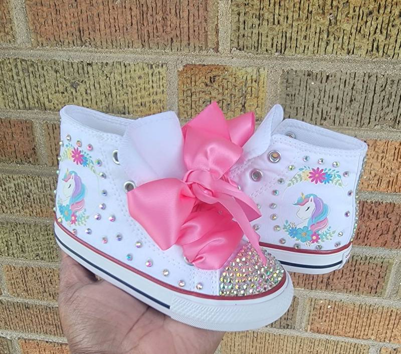 Einhorn Geburtstagsschuhe - Pinkes Und Lila Geburtstagsoutfit Individuelle Schuhe Pastell Einhorn Geburtstagsschuhe - Pinkes Und Lila Geburtstagsoutfit Individuelle Schuhe Pastell von TheCraftiqueByRo