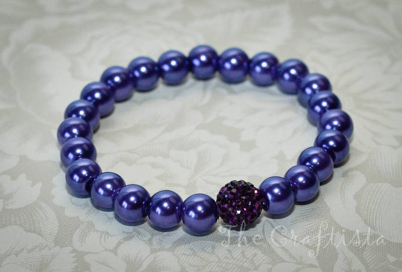 Lila Stretch Armband, Brautjungfern Geschenk, Indigo Stapelbares Armband von TheCraftista