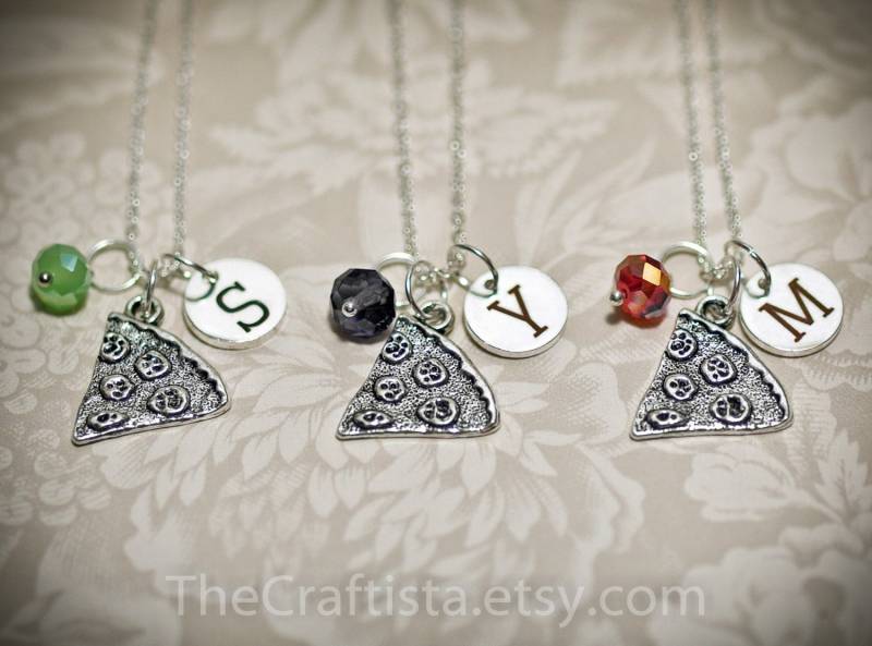 Pizza Scheibe Halskette, Personalisierte Freundschaftskette Mit Geburtsstein Und Initiale, Freunde Für Immer, Charm, Bff Halskette von TheCraftista