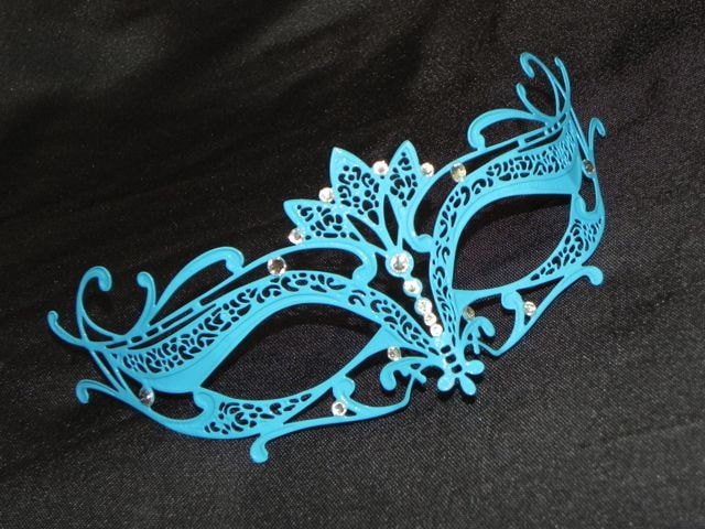 Damen Metall Maske von TheCraftyChemist07