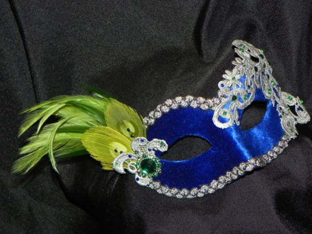 Samt, Spitze Und Federn Karnevalsmaske in Königsblau, Hellgrün Silber Samt, Spitze Und Federn Karnevalsmaske in Königsblau, Hellgrün Silber von TheCraftyChemist07