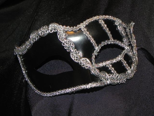 Schwarz Und Silber Wien-Maske Schwarz Und Silber Wien-Maske von TheCraftyChemist07