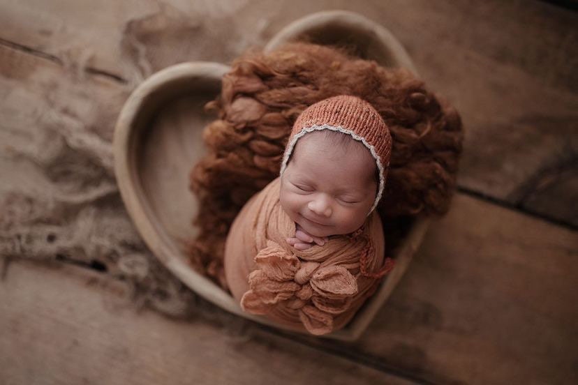 Orange Neugeborenen Mütze, Herbst Baby Orange Mütze Mit Besatz von TheCraftyEuropean