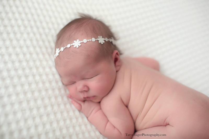 Weißes Baby Stirnband in Weiß, Neugeborenen Weiß von TheCraftyEuropean