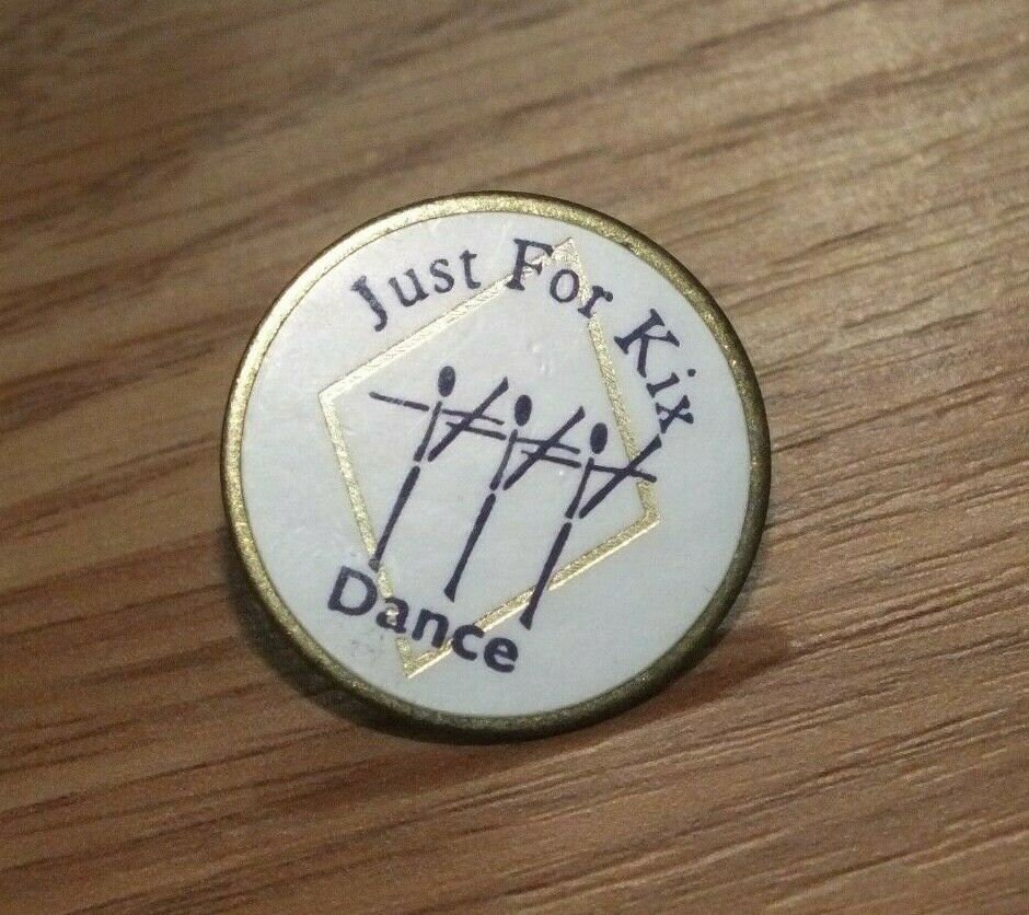 Vintage Just For Kix Dance Sammelobjekt Runde Anstecknadel von TheCrewMBD
