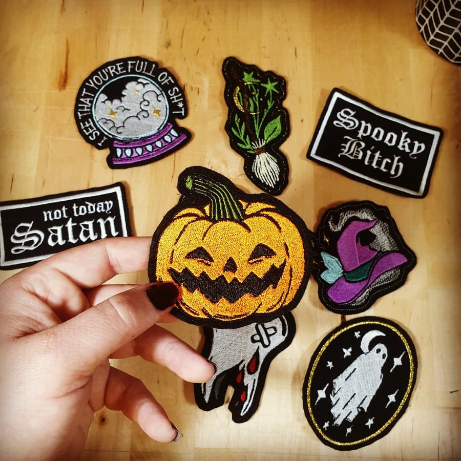 Kürbis Aufnäher Stickerei Jacke Patches, Kampfjacke, Zubehör, Halloween Aufnäher, Gruseliger Gruseliges Zubehör von TheCursedEmporiumUK