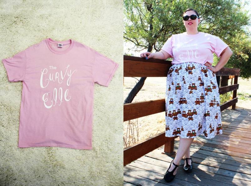 Kurvige Elle Rosa Logo T-Shirt Unisex | Größe M-5 X Kurvige Elle Rosa Logo T-Shirt Unisex | Größe M-5 X von TheCurvyElle