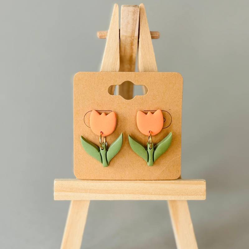 Tulpen Ohrringe | Polymer Clay Blumen Ohrstecker Tulpen Ohrringe | Polymer Clay Blumen Ohrstecker von TheDabblerEffectDE