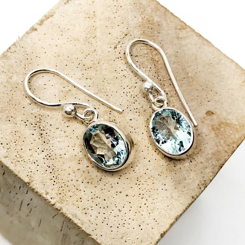 Aquamarin Ohrringe - Sterling Silber März Geburtsstein Blauer Stein Schmuck Angebote von TheDesertGoddess