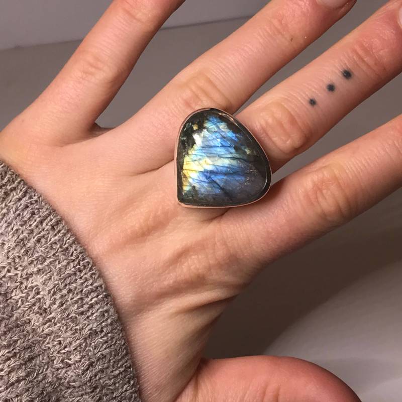 Facettierte Labradorit Ring Us 8 - Sterling Silber Verlobungsring Blauer Stein Birthstone Schmuck Moldatete von TheDesertGoddess