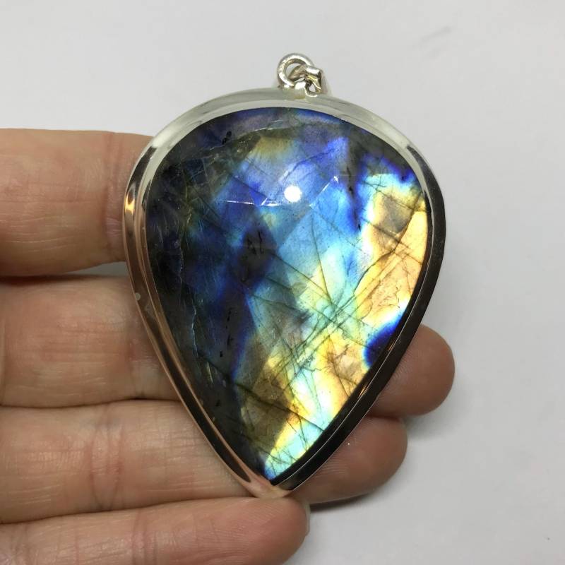 Groß Labradorit Anhänger - Sterling Silber Schmuck Blauer Stein Geburtsstein Moldavit von TheDesertGoddess