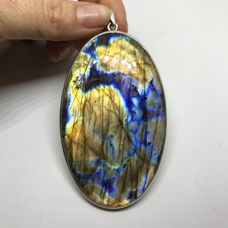 Gross Massiver Abradoriten Anhänger - Sterling Silber Labradorit Kette Kraftvoller Traumstein Aurora Borealis von TheDesertGoddess