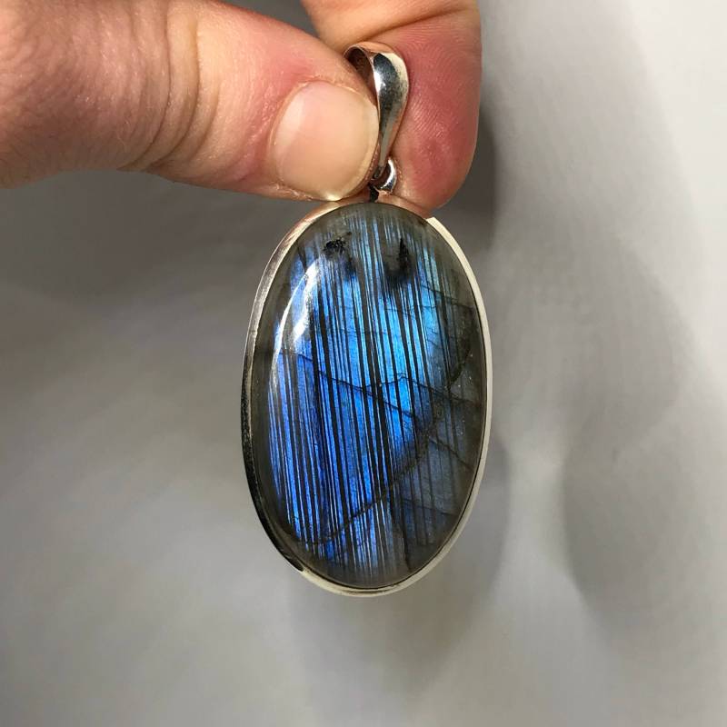 Labradorit Anhänger - Sterling Silber Schmuck Blauer Stein Geburtsstein Moldait von TheDesertGoddess