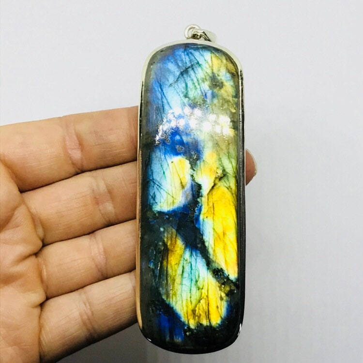 Riesig Labradorit Anhänger - Sterling Silber Schmuck Blauer Stein Geburtsstein Moldavit von TheDesertGoddess
