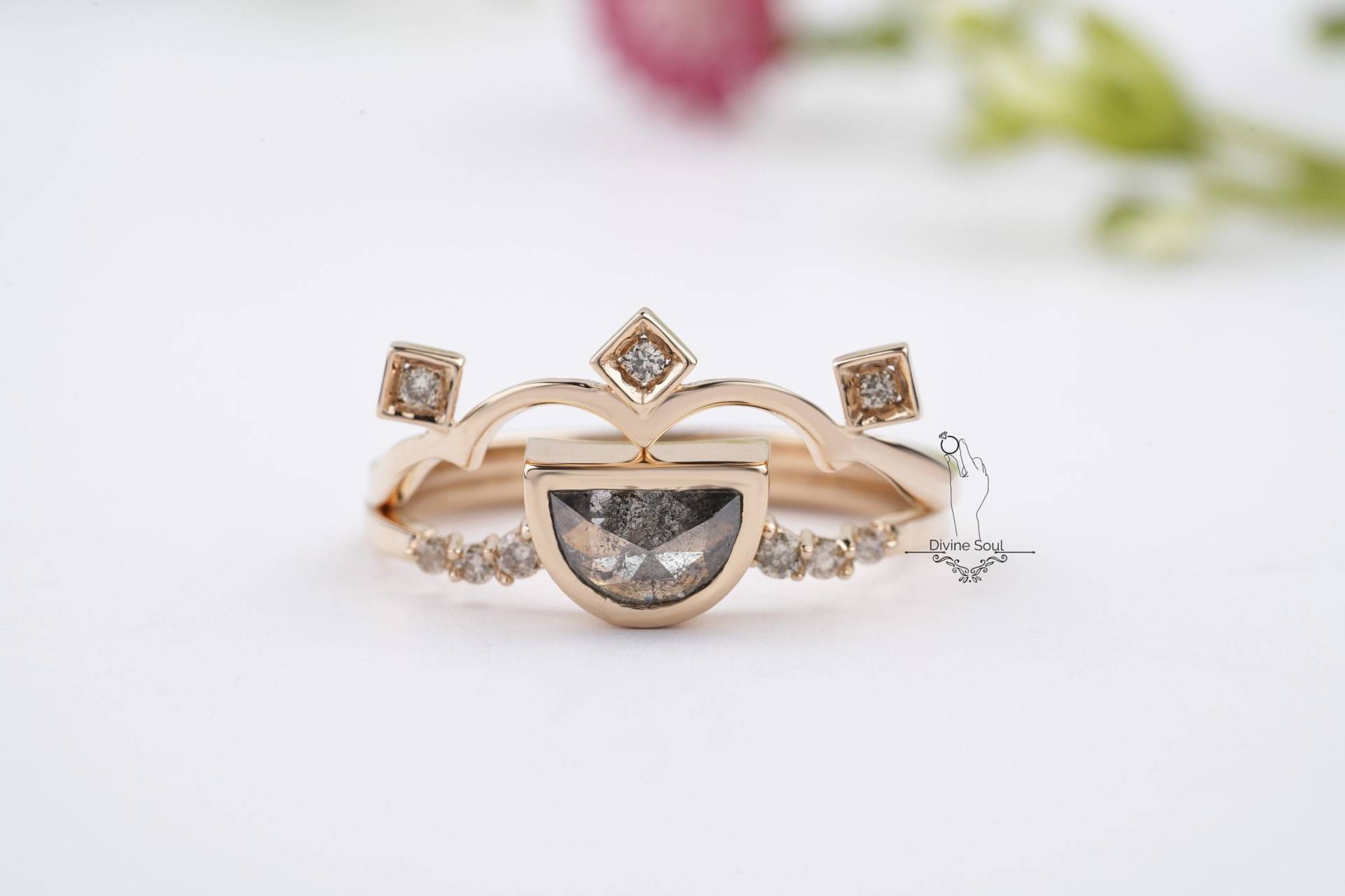 Halbmond Verlobungsring Set | Crescent Salz Und Pfeffer Diamant Ring 14 Kt Rosegold Hochzeit Stacker Mit Halbkreis von TheDivineSoulCo