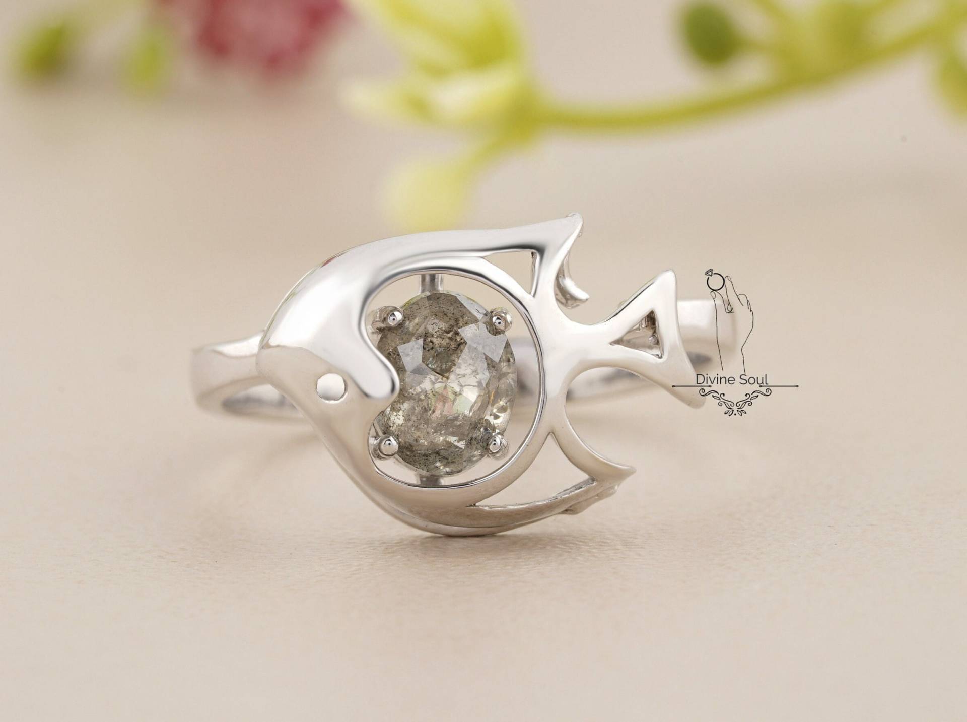 sterling Silber Leuchtender Fisch Ring Mit Salz Und Pfeffer Diamant | Ovaler Unikat Thanksgiving Geschenk Frauen Mädchen von TheDivineSoulCo