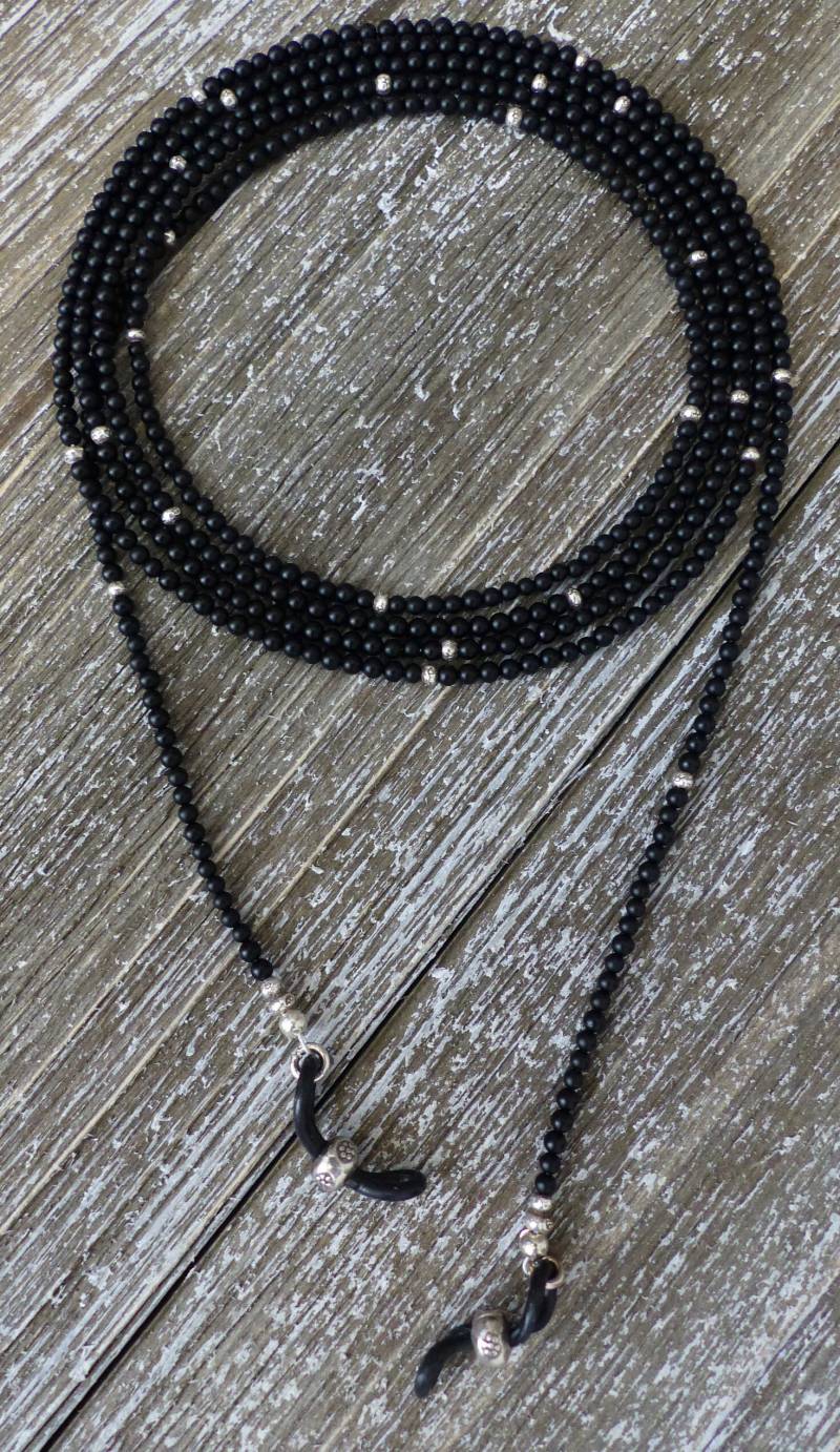 Hill Tribe Silber Perlen Matt Onyx Brillenkette Halskette Lanyard Hill Tribe Silber Perlen Matt Onyx Brillenkette Halskette Lanyard von TheDragonBlue
