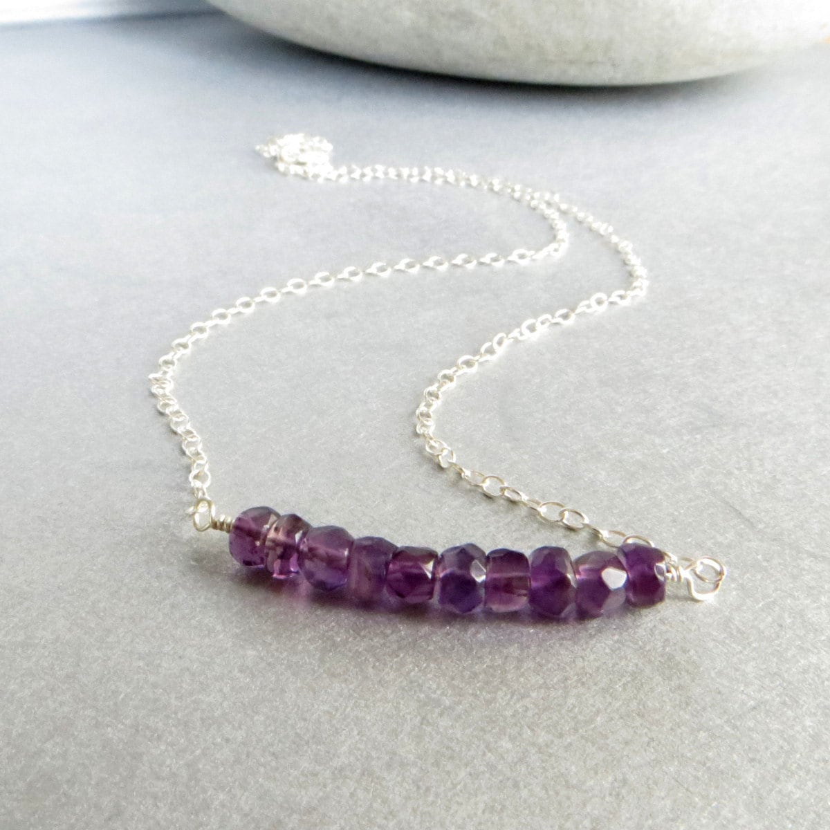 Februar Geburtsstein Halskette, Amethyst Und Sterling Silber Bar Anhänger, Lila Brautjungfer Geschenk Februar Geburtsstein Halskette, Amethyst Und Sterling Silber Bar Anhänger, Lila Brautjungfer Geschenk von TheDragonflyLane