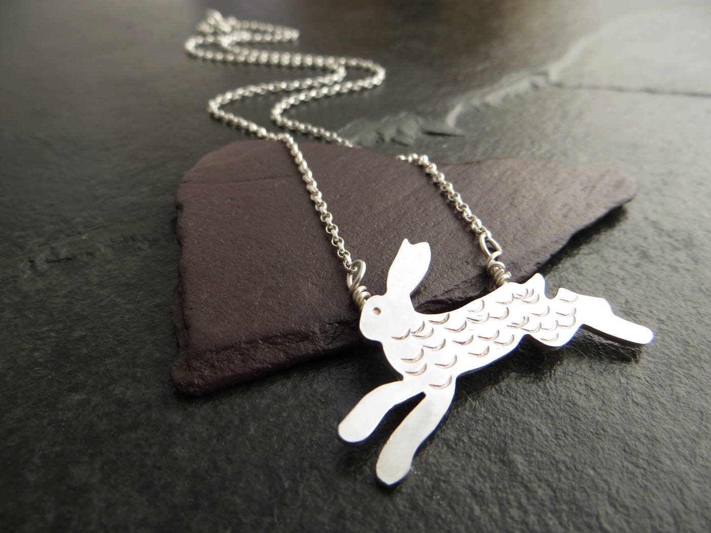 Silber Hase Anhänger, Wildtier Schmuck, Geschenk Für Tierliebhaber, Massiver Sterling Silber Hase Anhänger, Wildtier Schmuck, Geschenk Für Tierliebhaber, Massiver Sterling von TheDragonflyLane